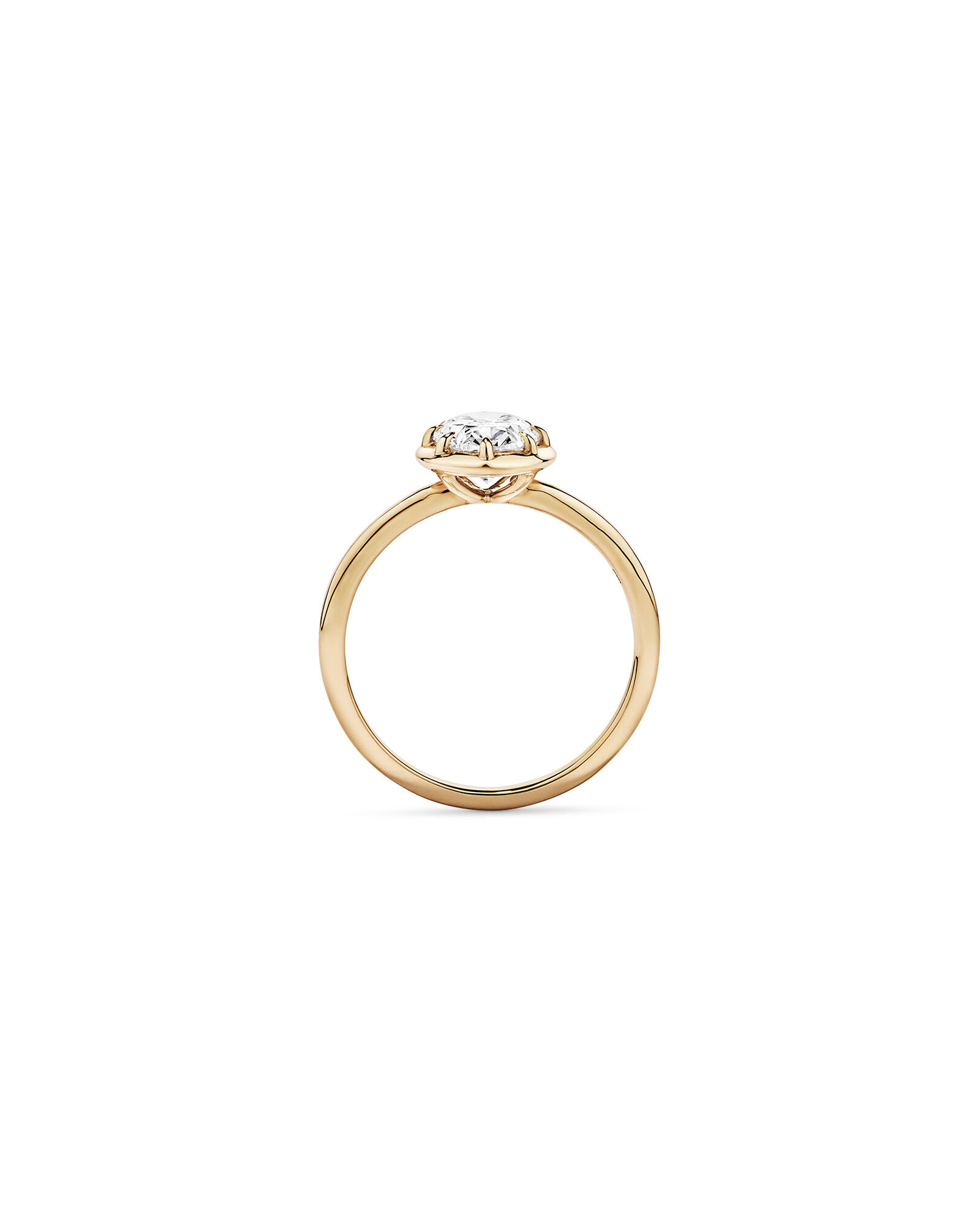 1.50TW Oval Laboratory-Grown Diamond Solitaire Ring in 14kt Yellow Gold