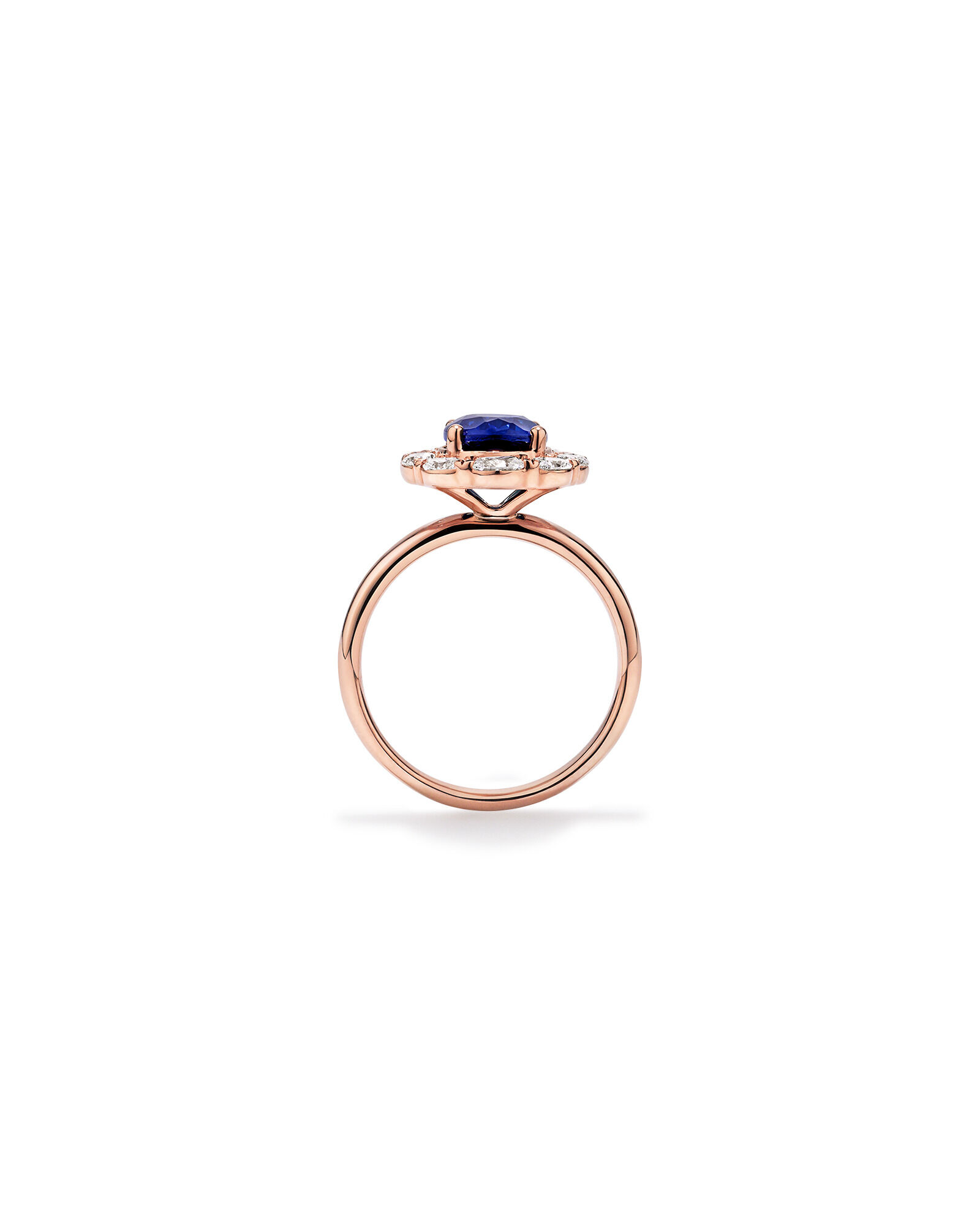 Cr&eacute;ation de la bague en diamant TW cultiv&eacute;e en laboratoire en saphir et 0,97 carat en or rose 10 carats