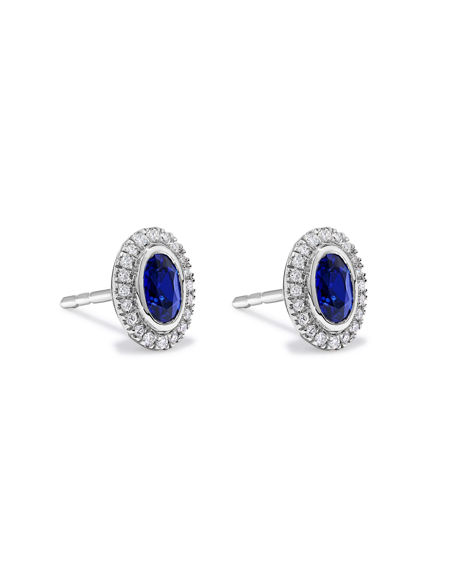 Cr&eacute;&eacute;e : Sapphire & 0.14TW Diamants Halo cr&eacute;&eacute;s en laboratoire en argent sterling