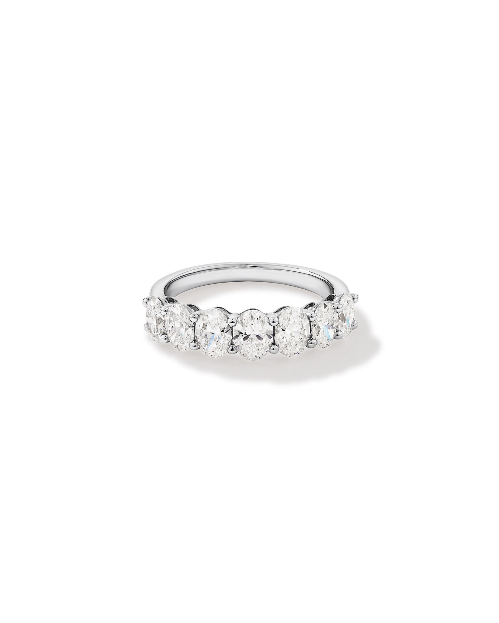 Bague de mariage ovale TW de 2,00 carats en diamant cultiv&eacute; en laboratoire en or blanc 14 carats