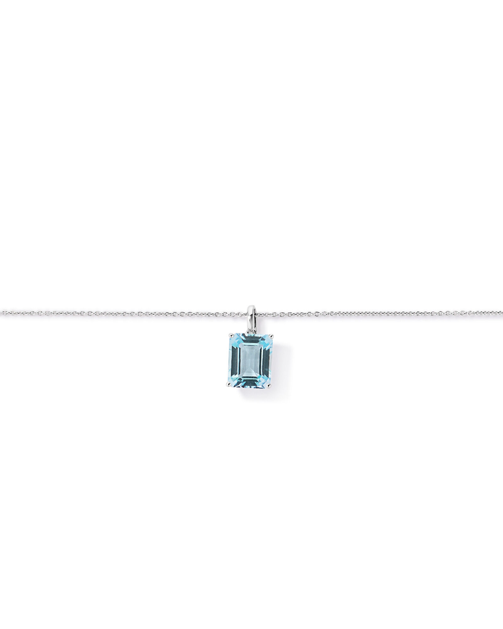 Pendentif en topaze bleu ciel taille &eacute;meraude avec cha&icirc;ne en argent sterling
