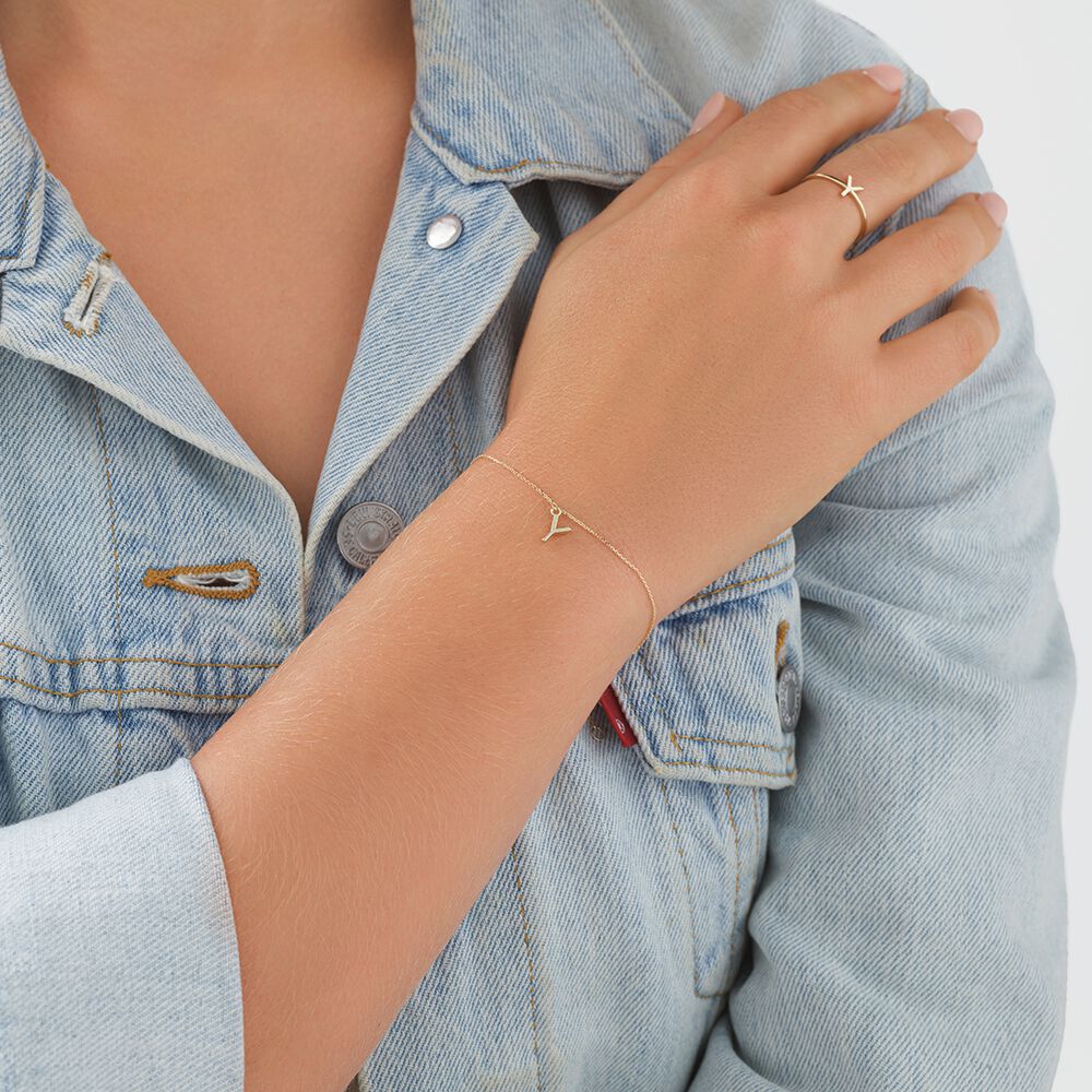 19cm (7.5") Y Initial Bracelet in 10kt Yellow Gold