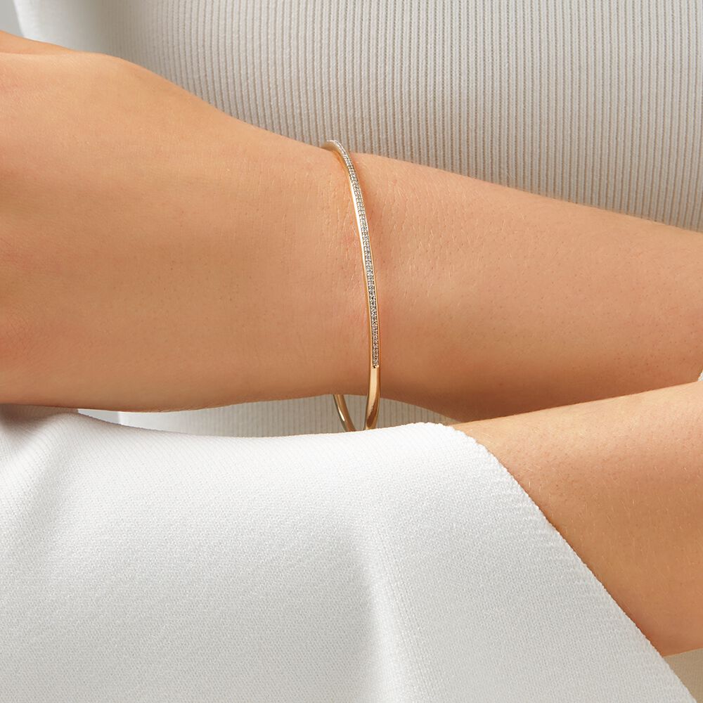 Bangle with 0.25 Carat TW of Diamonds in 10kt Yellow Gold