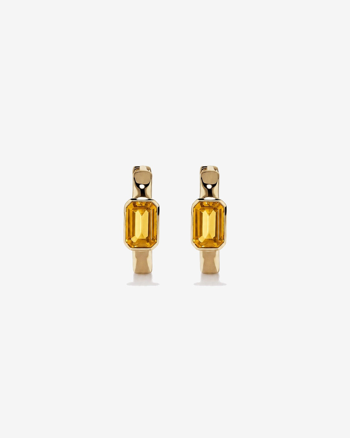 Cr&eacute;oles huggies en or jaune 10 carats avec citrine sertie clos