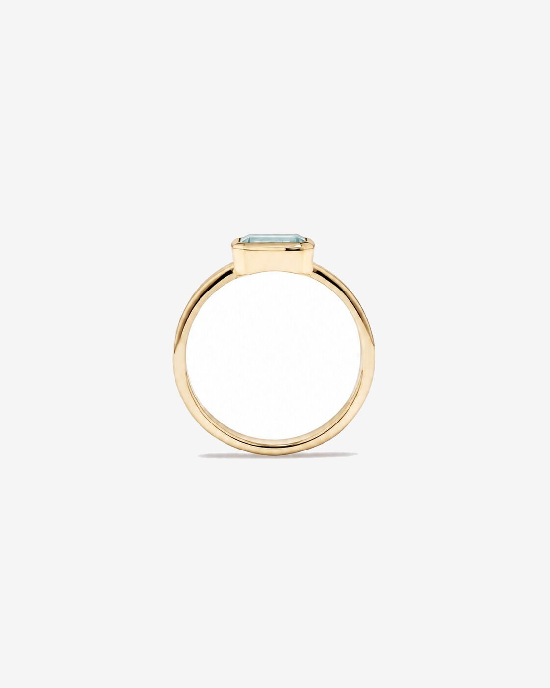 Bague Aigue-marine sertie clos en or jaune 10 ct
