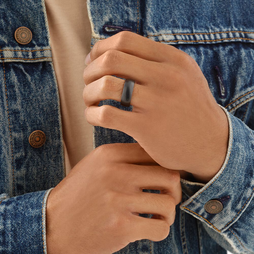 Ring in Black Titanium