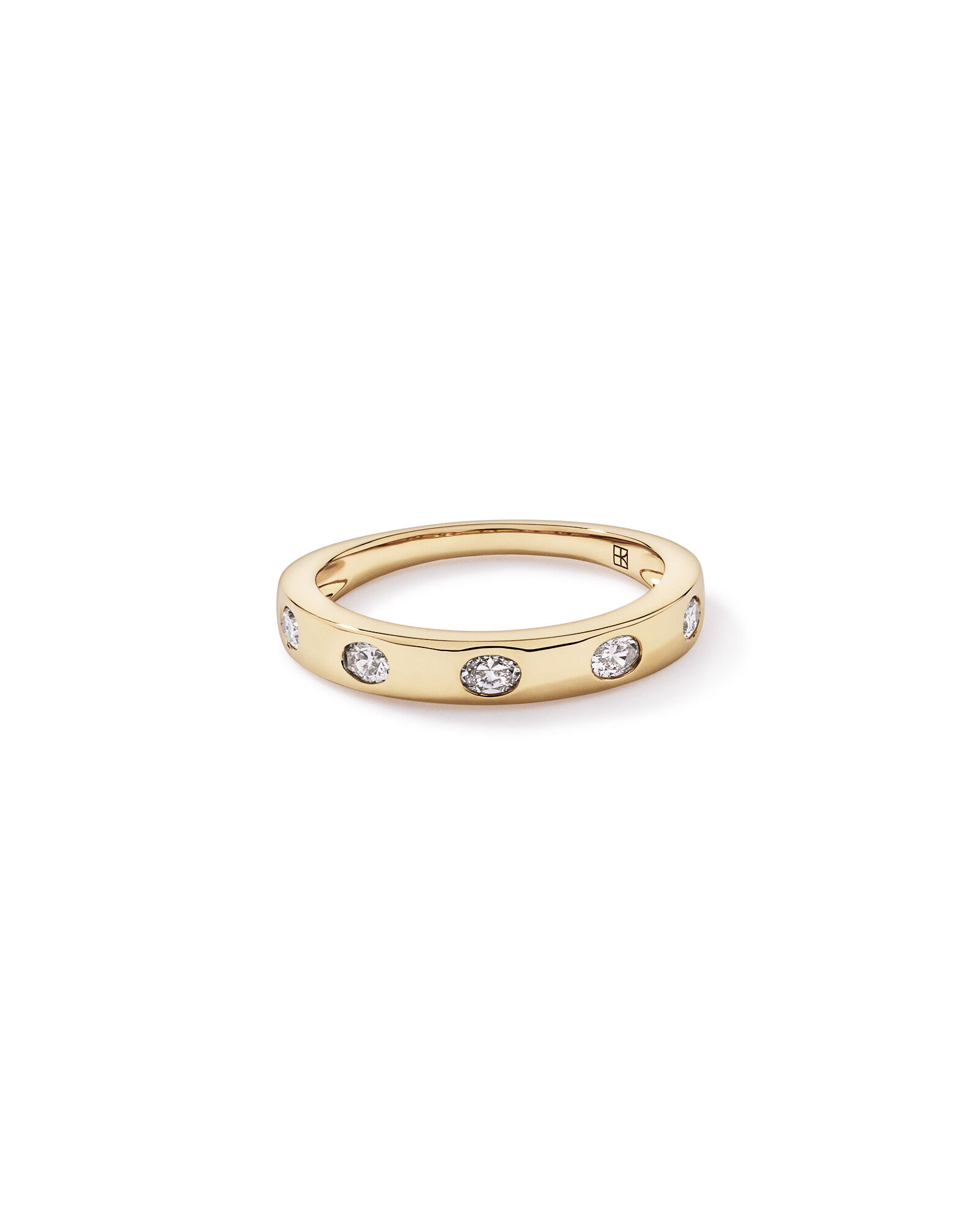 Alliance en or jaune 14 carats sertie d'un diamant ovale de synth&egrave;se de 0,22 carat