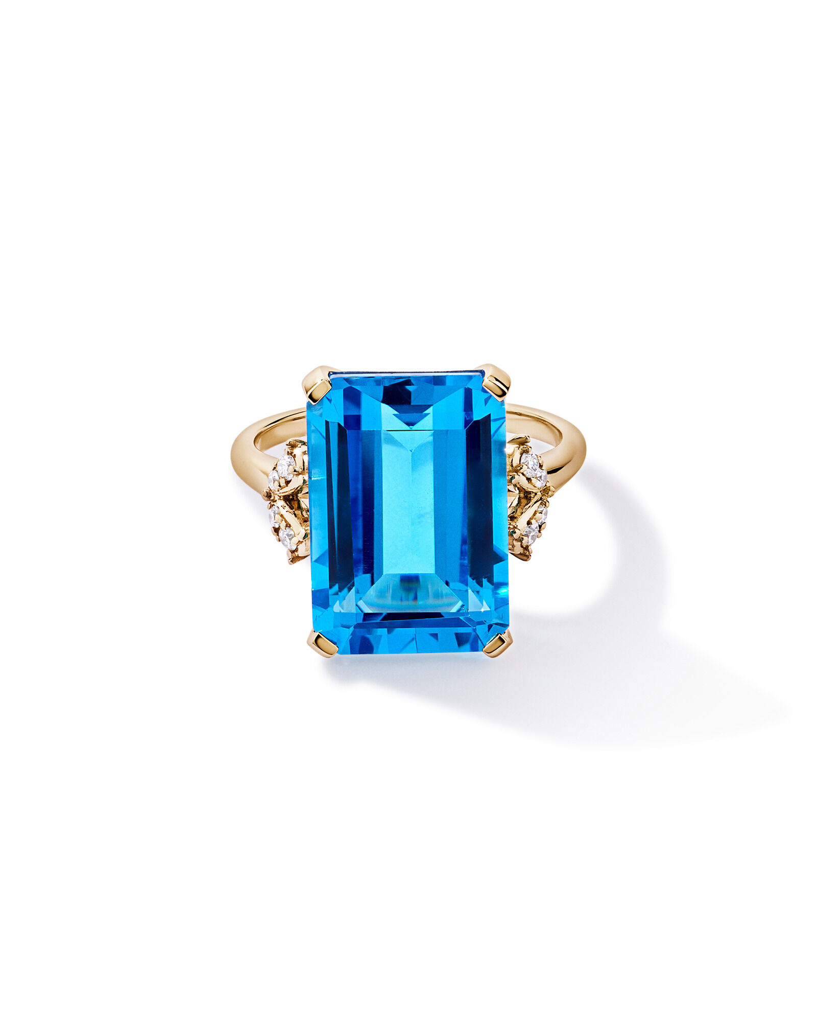 Bague en diamant Topaze bleue suisse taille &eacute;meraude et diamant TW 0,08 carat en or jaune 10 carats