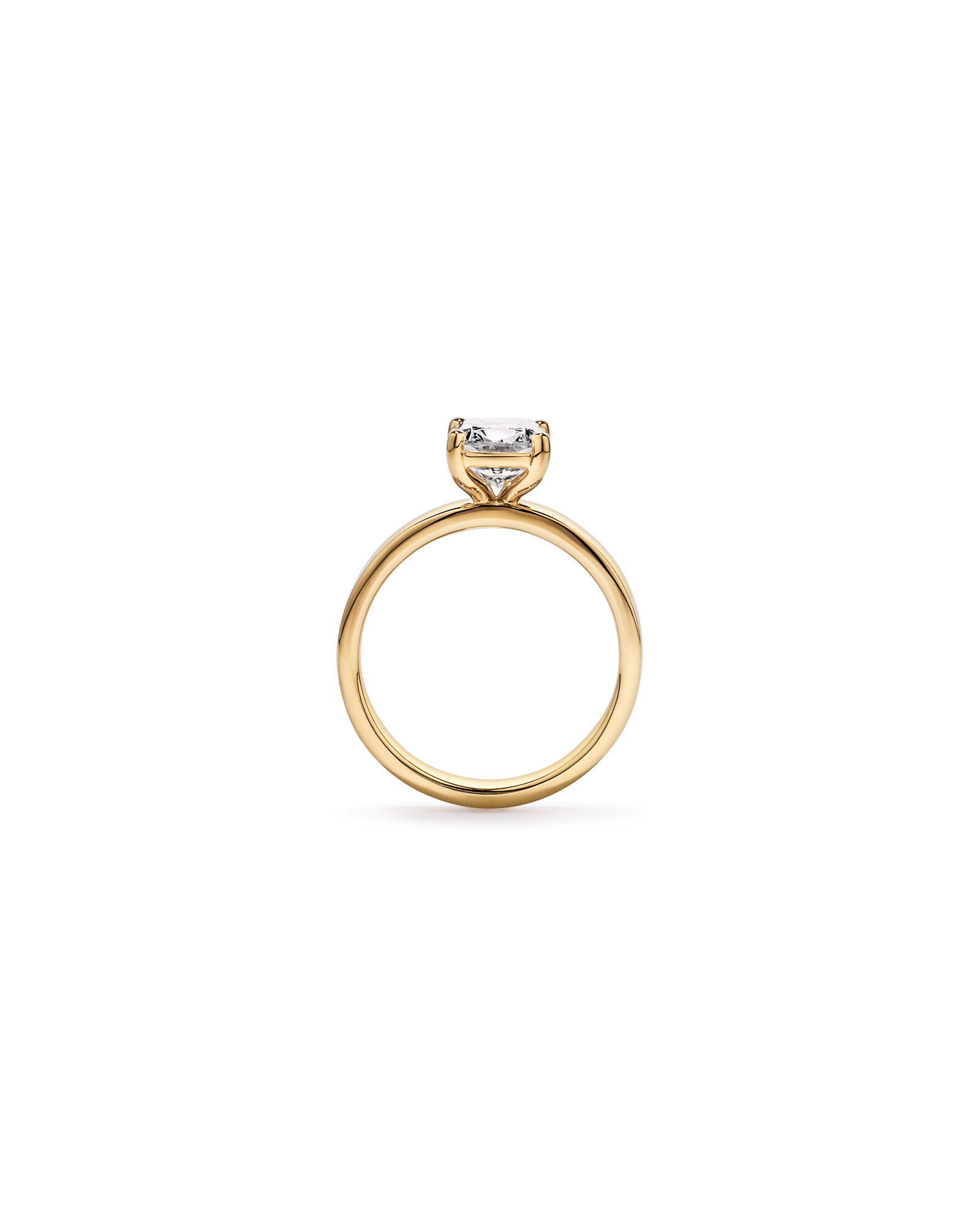 Bague solitaire en or jaune 14 carats sertie d'un diamant de laboratoire taille coussin allong&eacute; de 2,00 carats