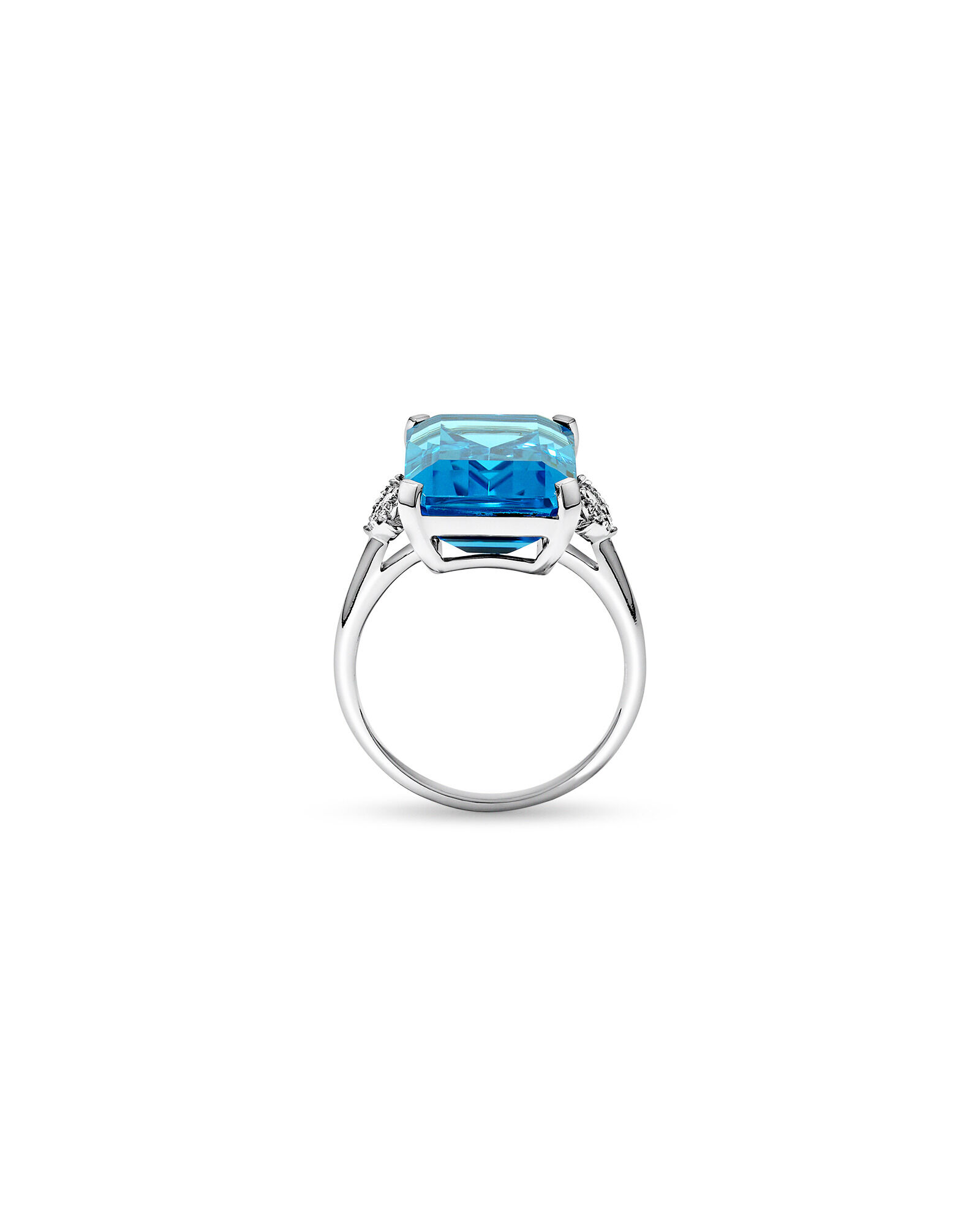 Bague en topaze bleue suisse taill&eacute;e &eacute;meraude & bague en diamant TW 0,08 carat en or blanc 10 carats