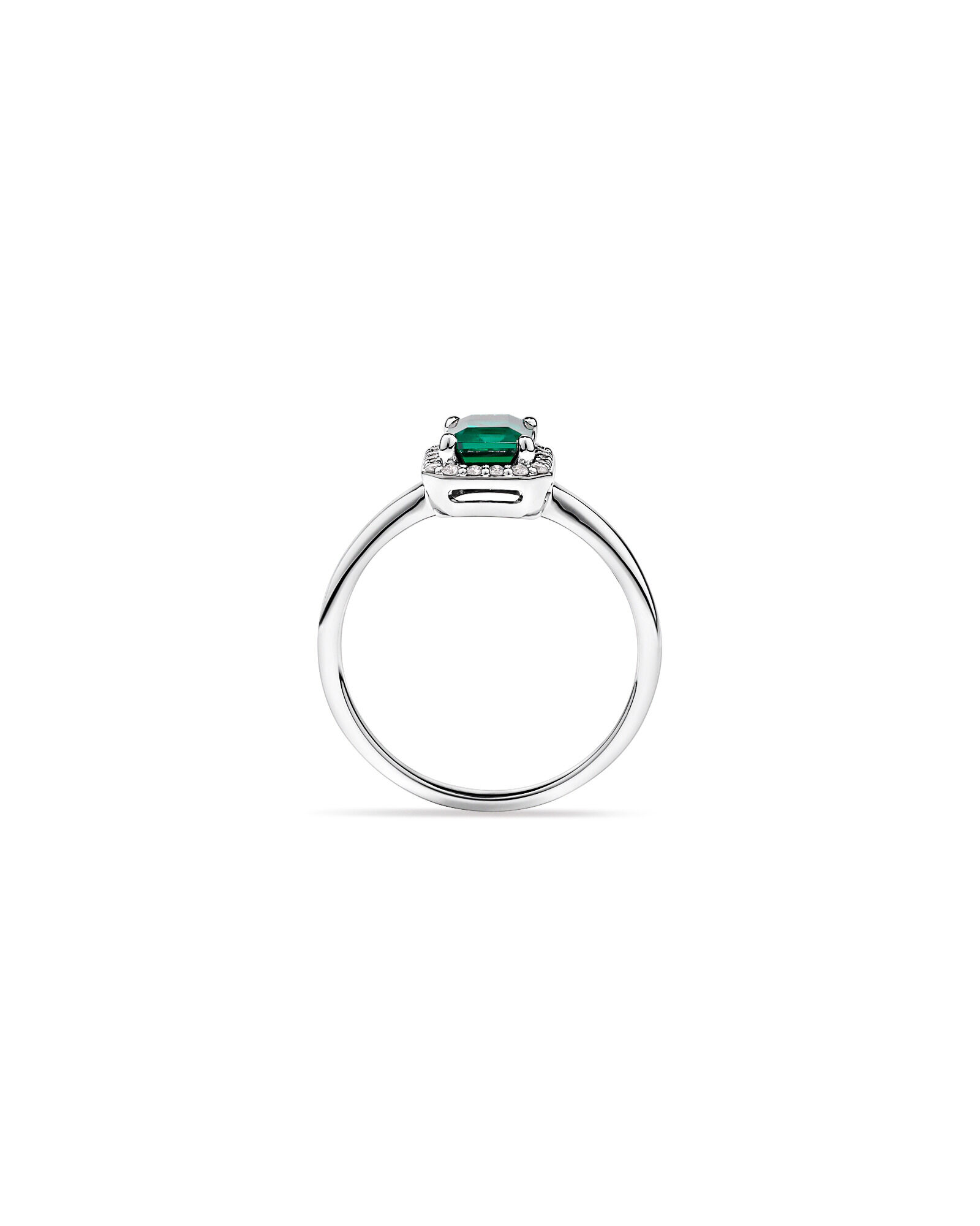 Cr&eacute;ation de la bague halo en diamant TW de 0,10 carat cultiv&eacute;e en laboratoire en or blanc 10 carats