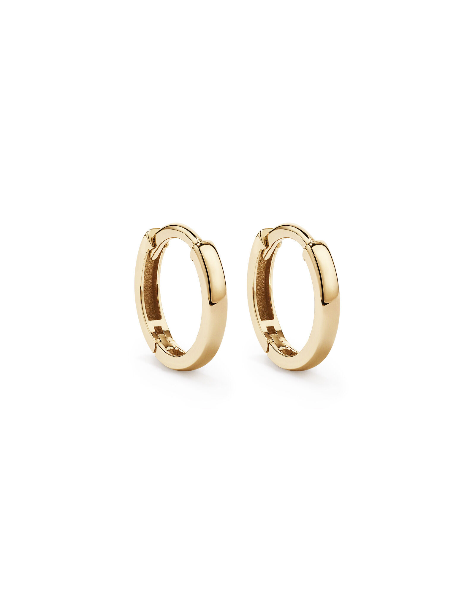 12mm Medium Polished Huggie Earrings in 10kt Yellow Gold