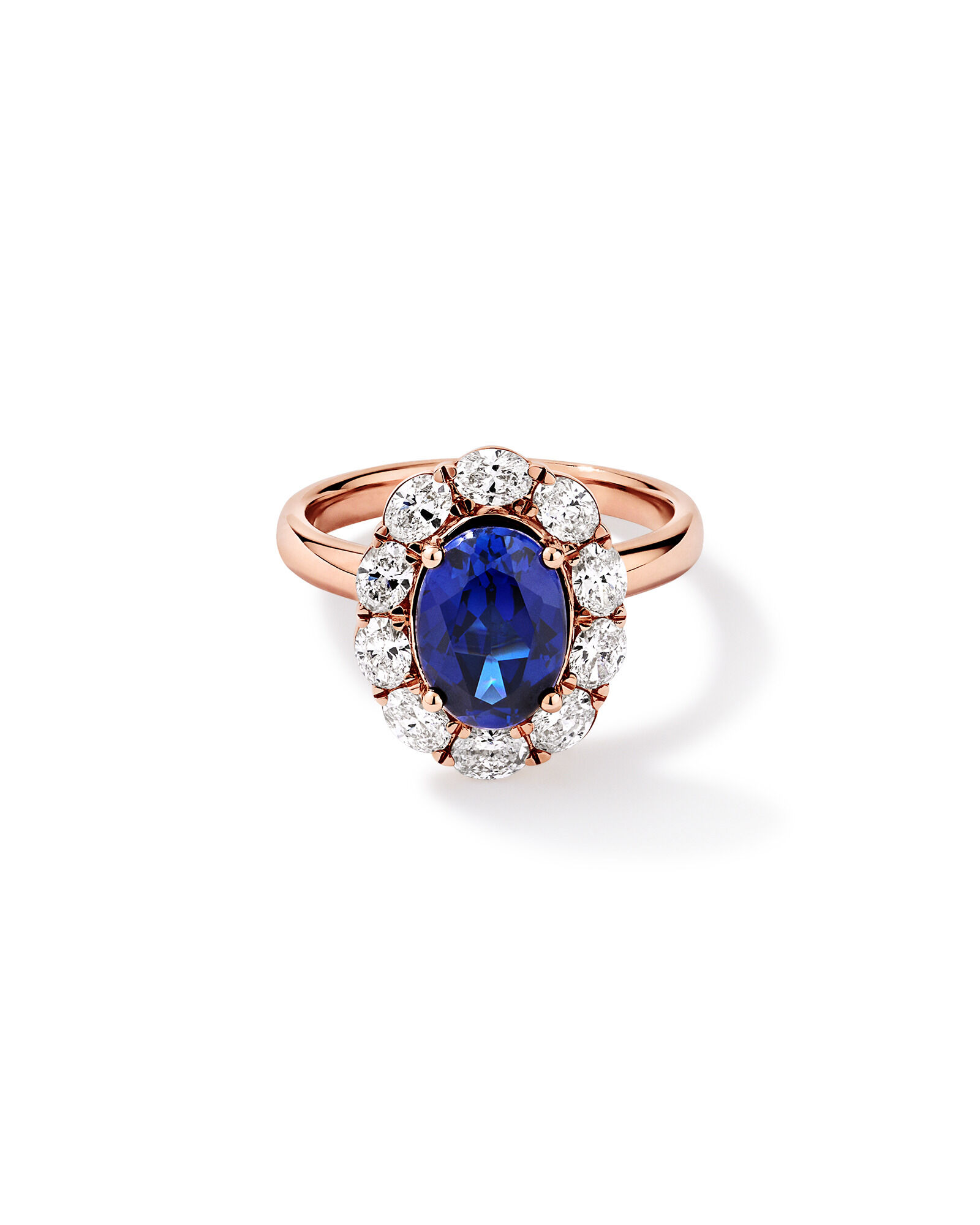 Cr&eacute;ation de la bague en diamant TW cultiv&eacute;e en laboratoire en saphir et 0,97 carat en or rose 10 carats