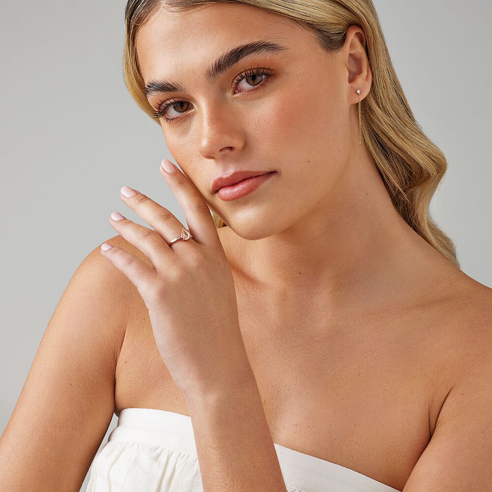 Solitaire Ring with Morganite in 10kt Rose Gold