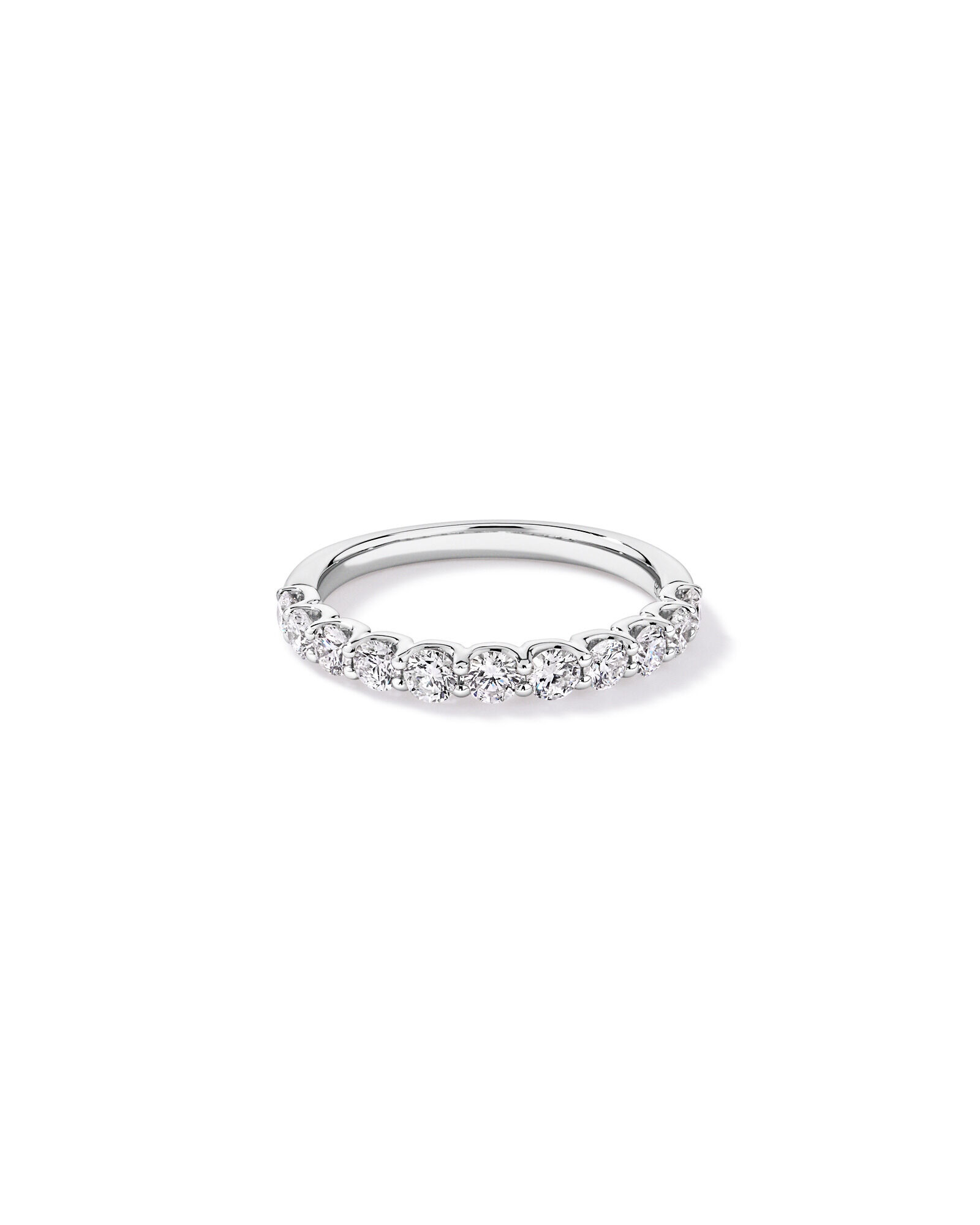 Alliance en or blanc 14 carats sertie d'un diamant rond brillant de synth&egrave;se de 0,83 carat