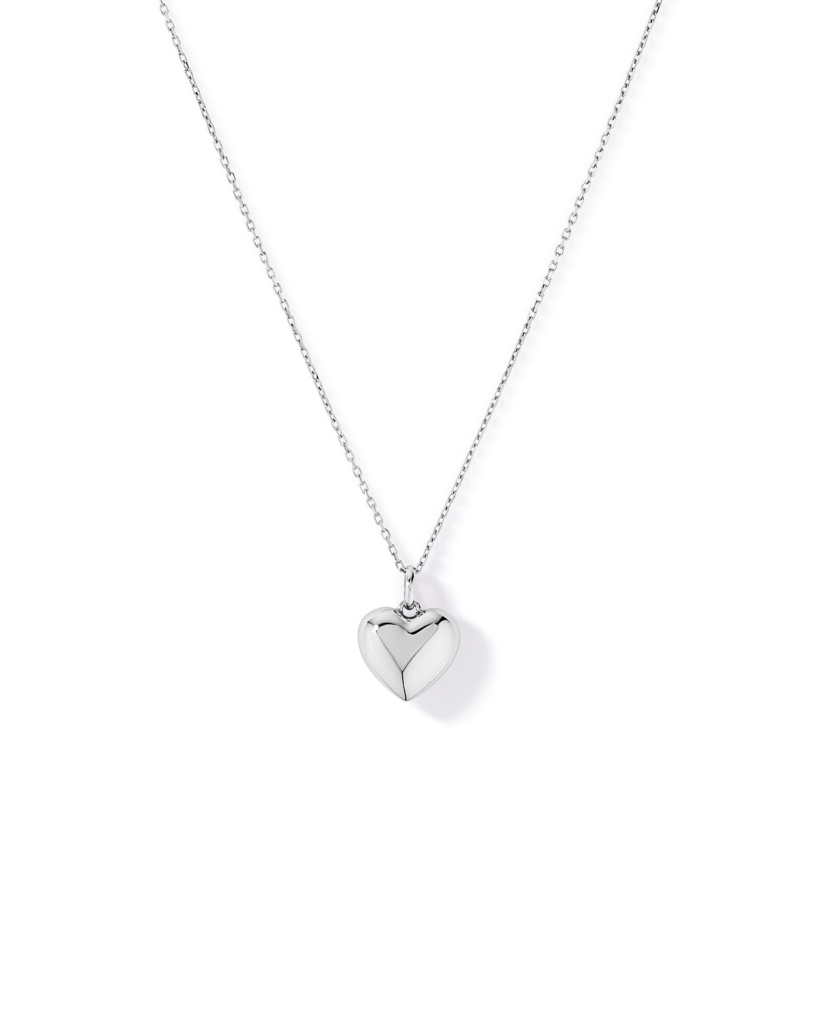 Pendentif en forme de c&oelig;ur gonfl&eacute; avec cha&icirc;ne de 45 cm en argent sterling