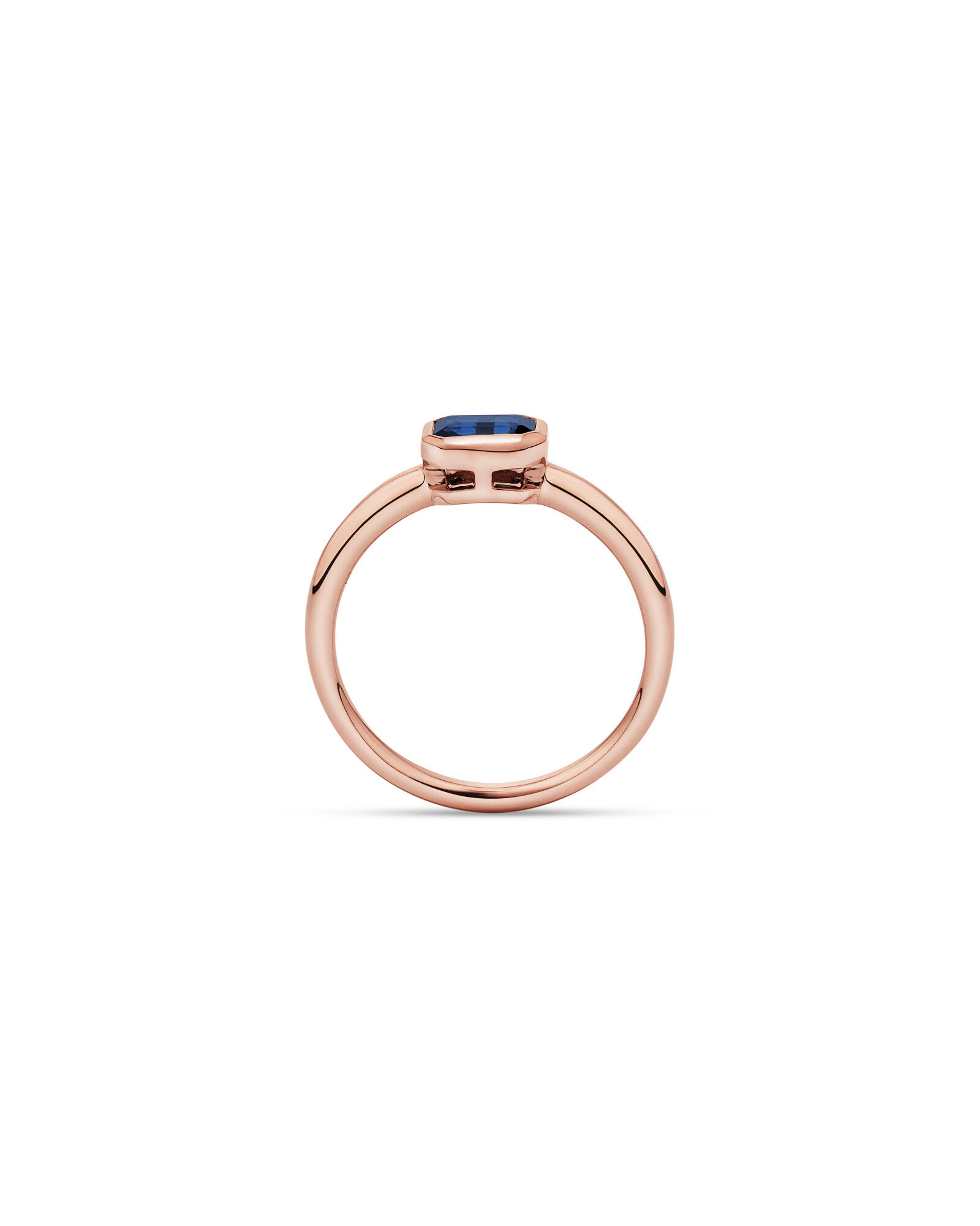 Bague sertie de lunette &agrave; lunettes &eacute;meraude en saphir australien en or rose 10 carats